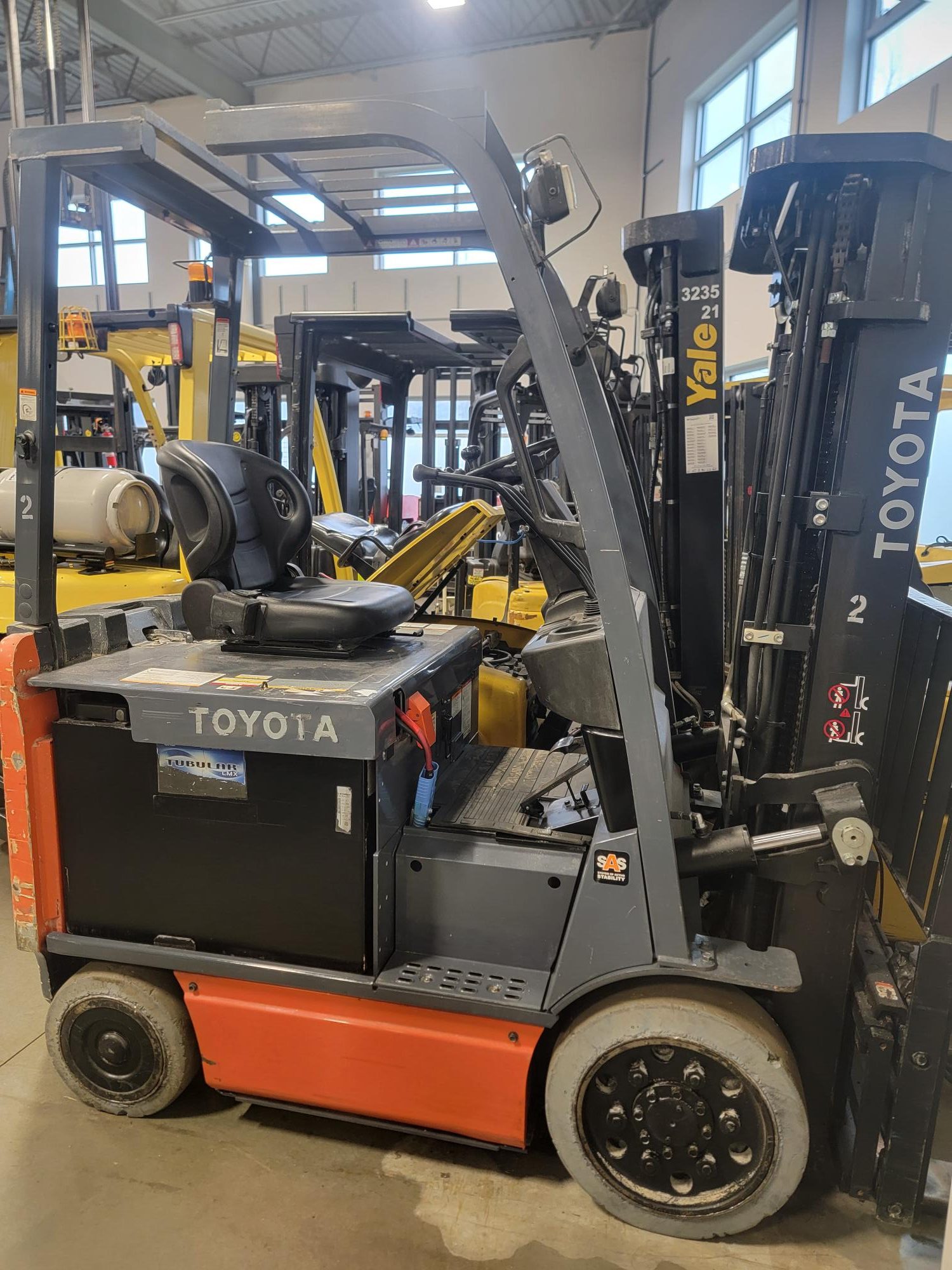 Toyota Forklift 8FBCU25 Unit #2178