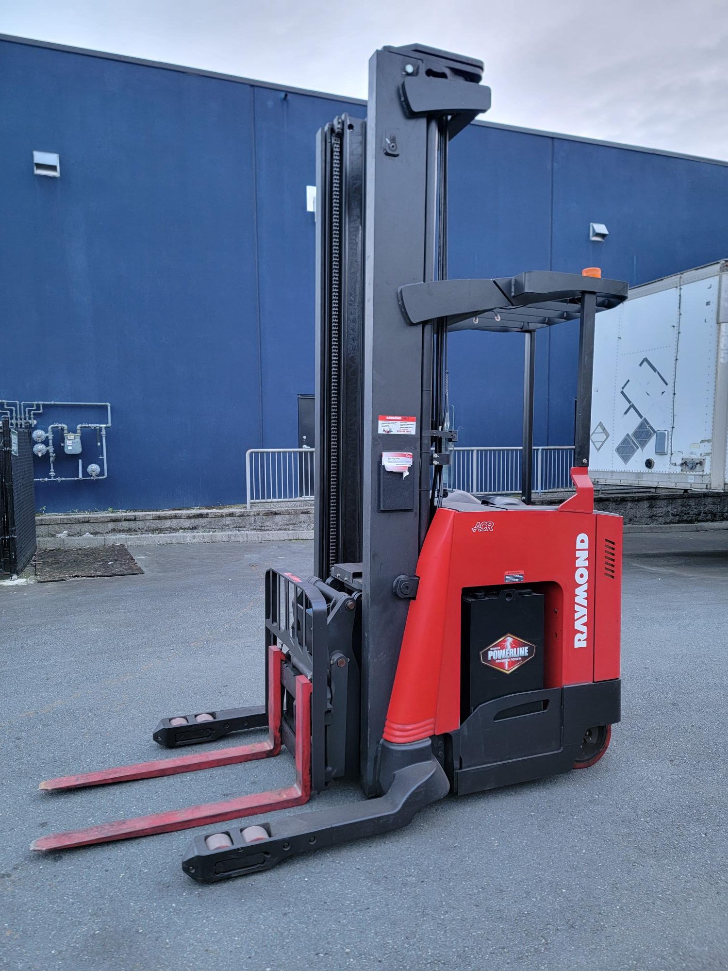 Raymond Forklift 750 DR32TT Unit #2490